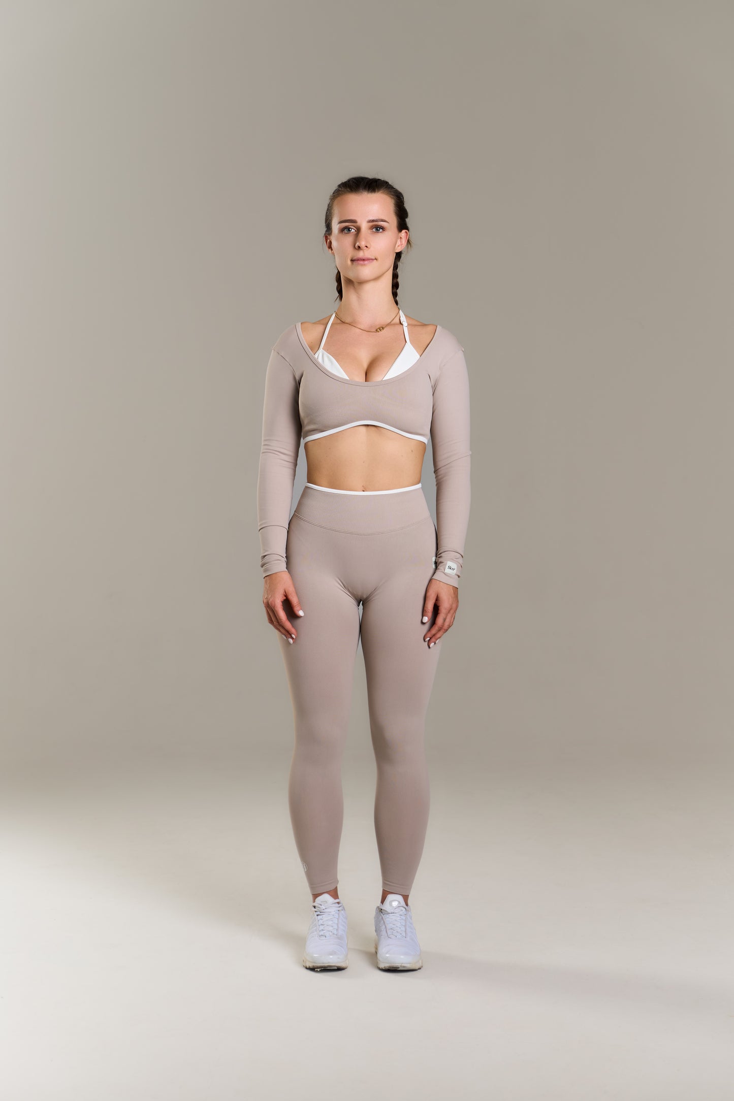 24/7 long sleeve – beige