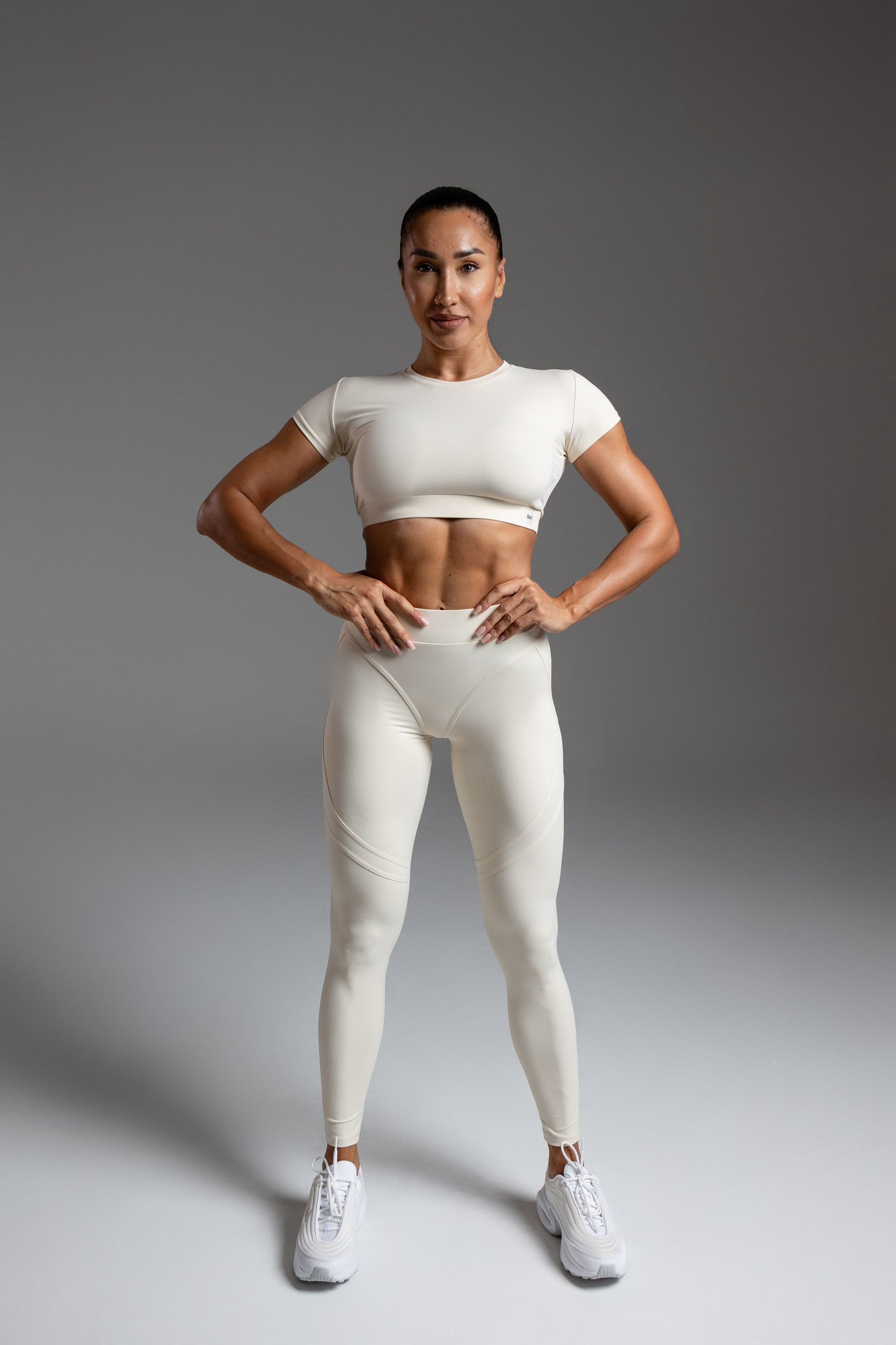 Define Contour Legging – Beige