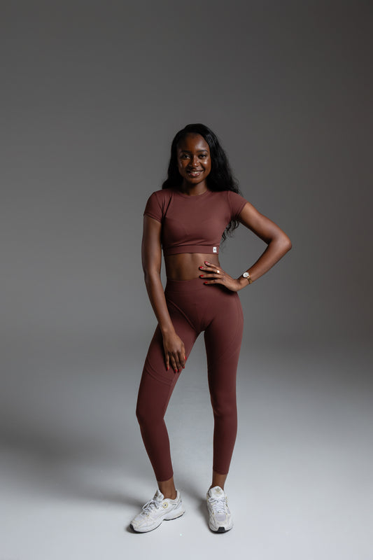 Define Crop Tee Mocha