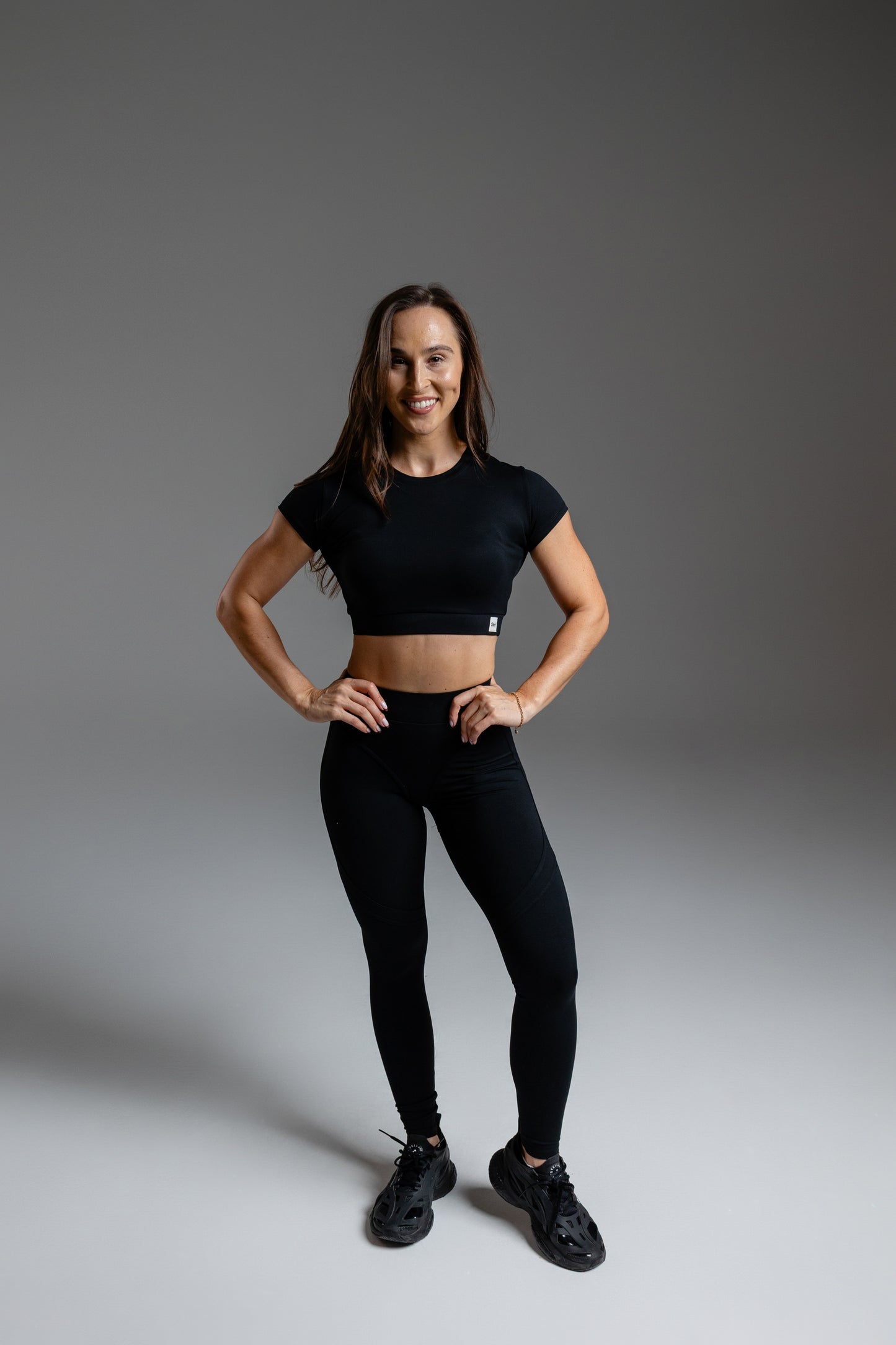 Define Crop Tee Black