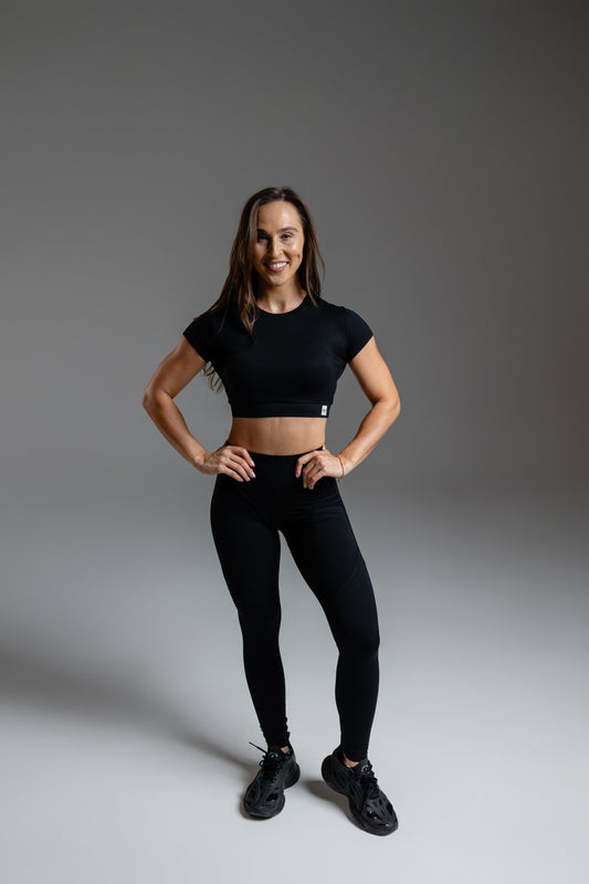 Define Crop Tee Black